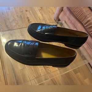 Men’s Cole Haan penny loafers size 10.5